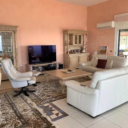 Irina Ocean El Sauzal *